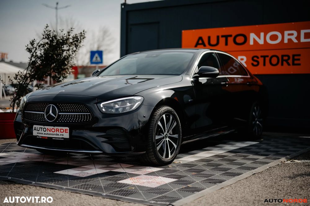 Mercedes-Benz E 300 de 9G-TRONIC AMG Line - 6