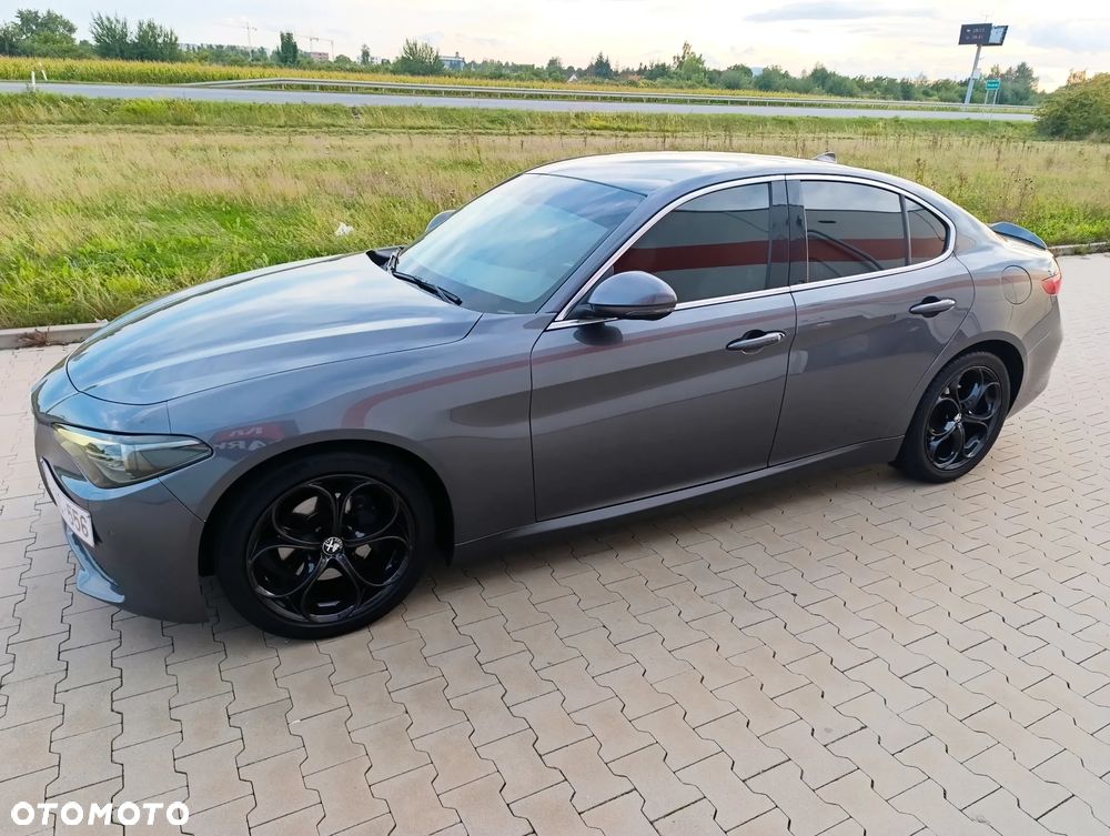 Alfa Romeo Giulia 2.2 Super - 22