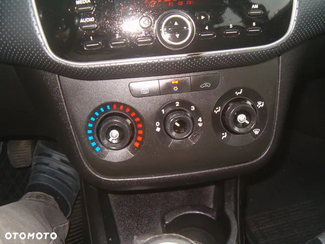 Fiat Punto Evo - 21