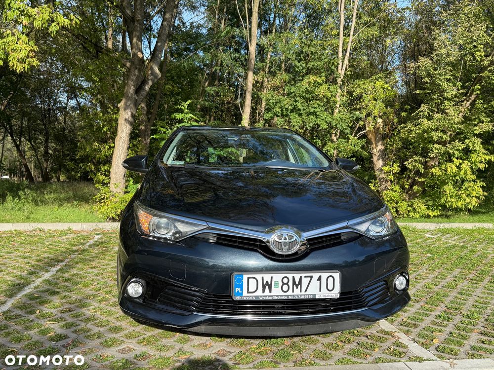 Toyota Auris - 2