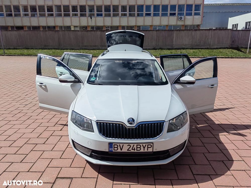 Skoda Octavia 2.0 TDI DSG Ambition - 17