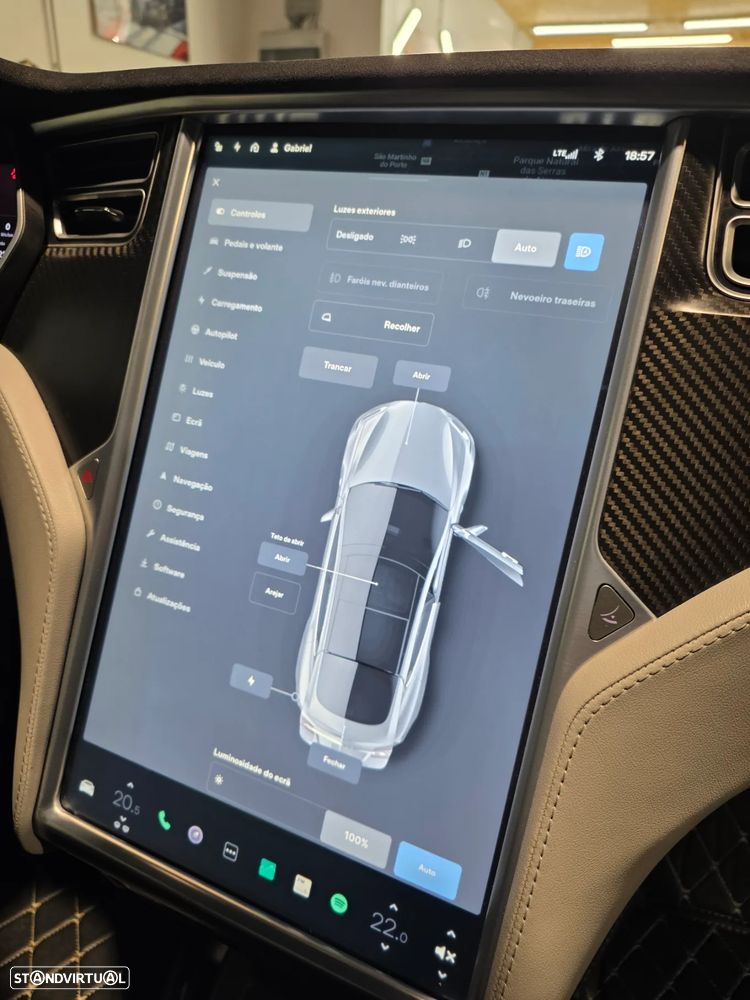 Tesla Model S 85 - 33