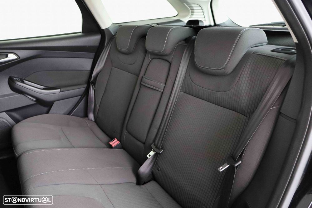 Ford Focus SW 1.6 TDCi Trend - 32