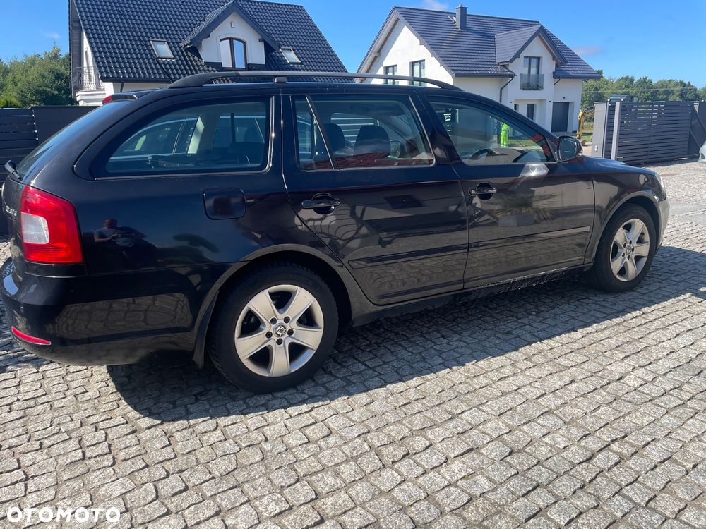 Skoda Octavia 1.9 TDI Ambiente DSG - 2