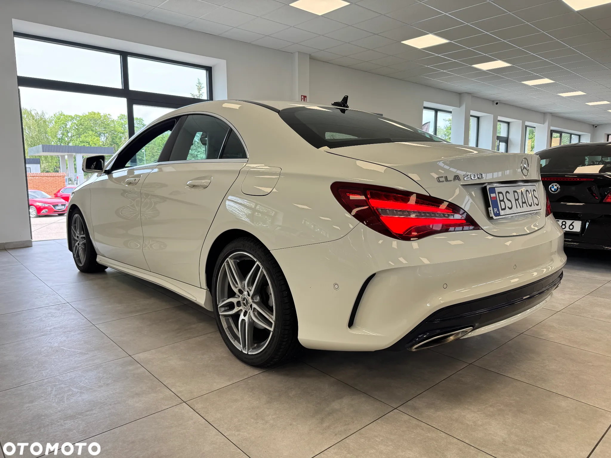 Mercedes-Benz CLA 200 7G-DCT - 21