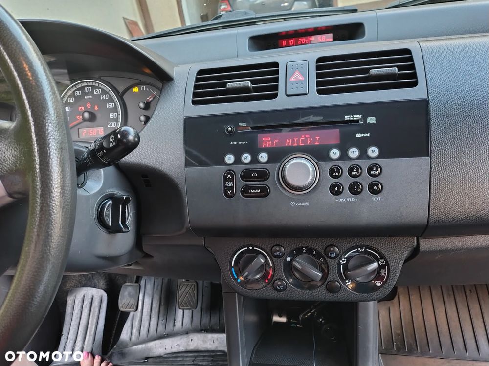 Suzuki Swift - 5