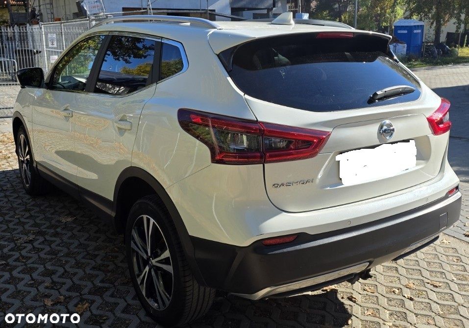 Nissan Qashqai - 2