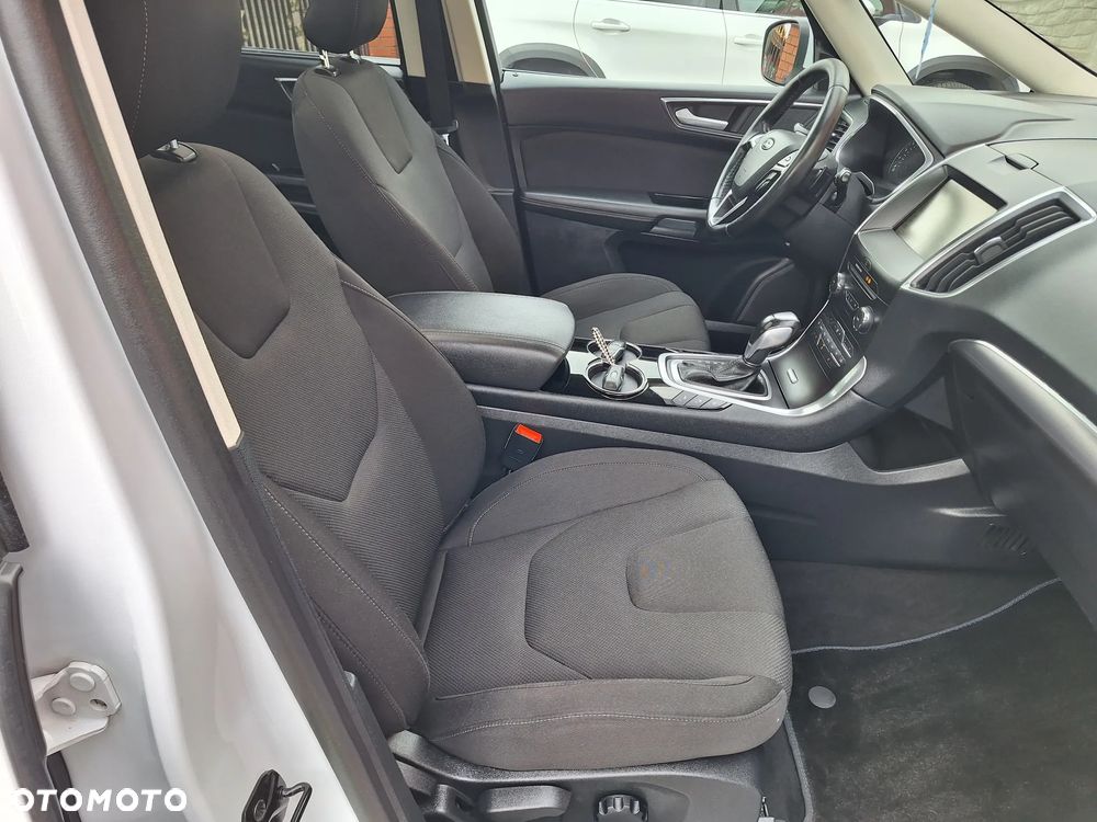 Ford S-Max - 30