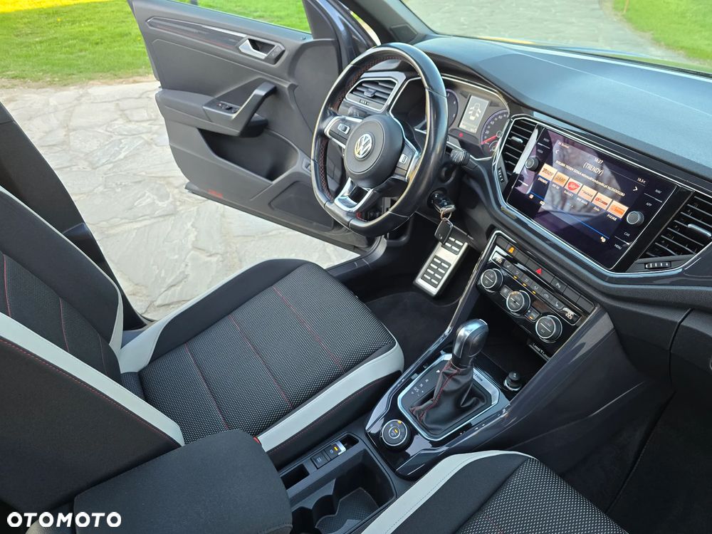 Volkswagen T-Roc 2.0 TDI SCR 4MOTION DSG Sport - 17