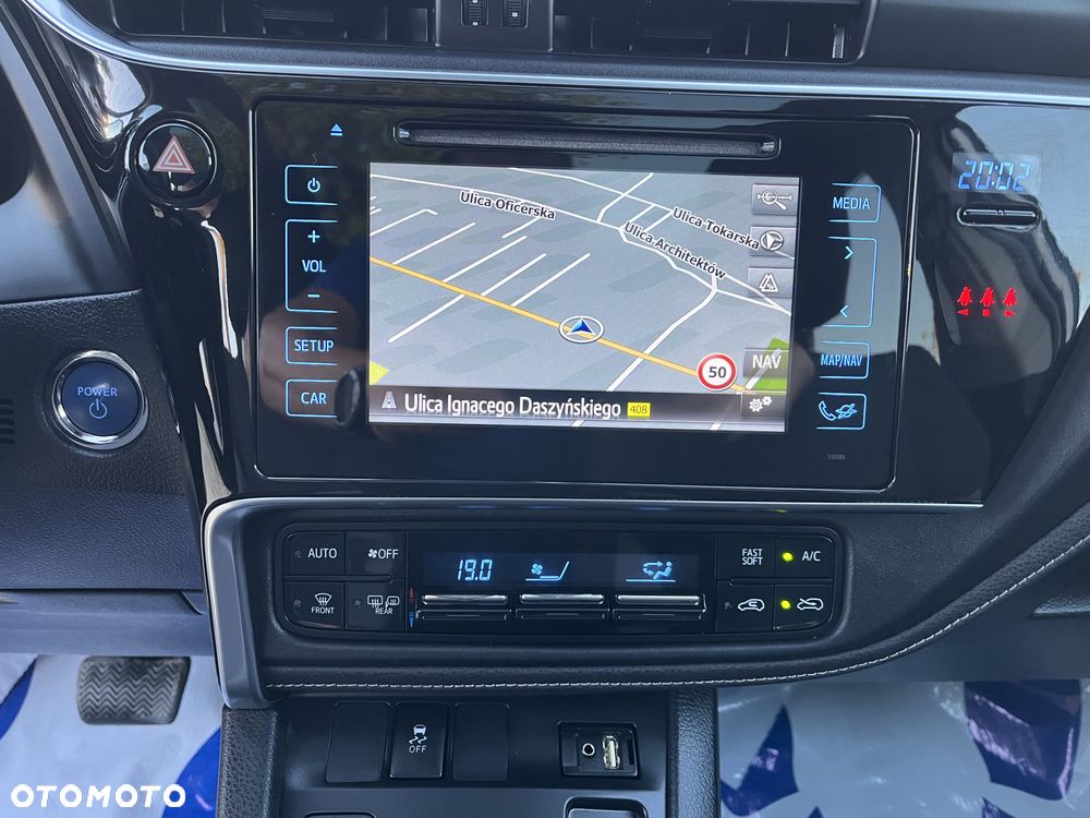 Toyota Auris - 15