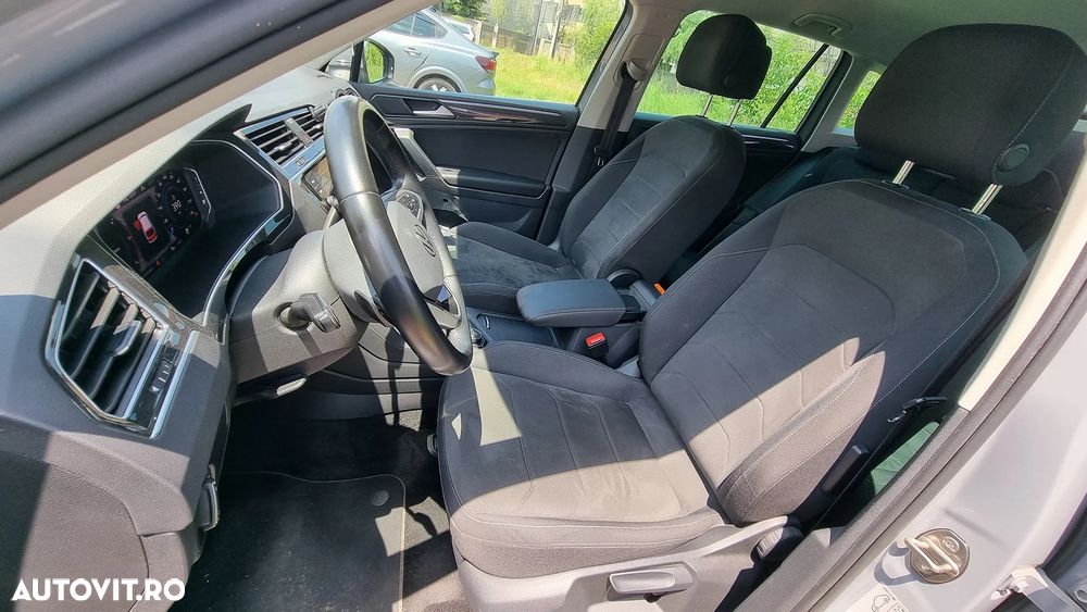 Volkswagen Tiguan 2.0 TDI SCR 4MOTION DSG Elegance - 8