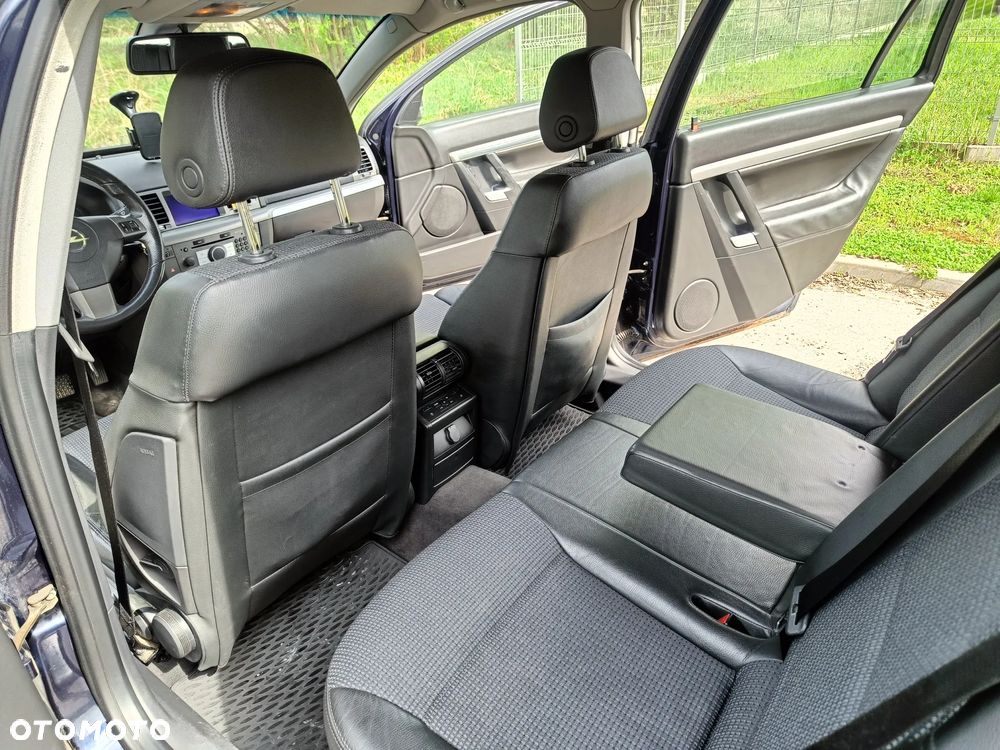 Opel Vectra 1.9 CDTI Sport - 18