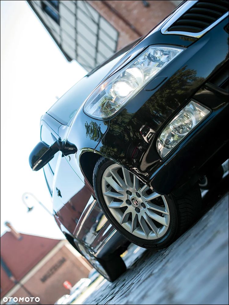 Skoda Octavia 2.0 TDI DPF Laurin & Klement - 11