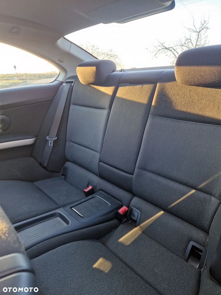 BMW Seria 3 - 16