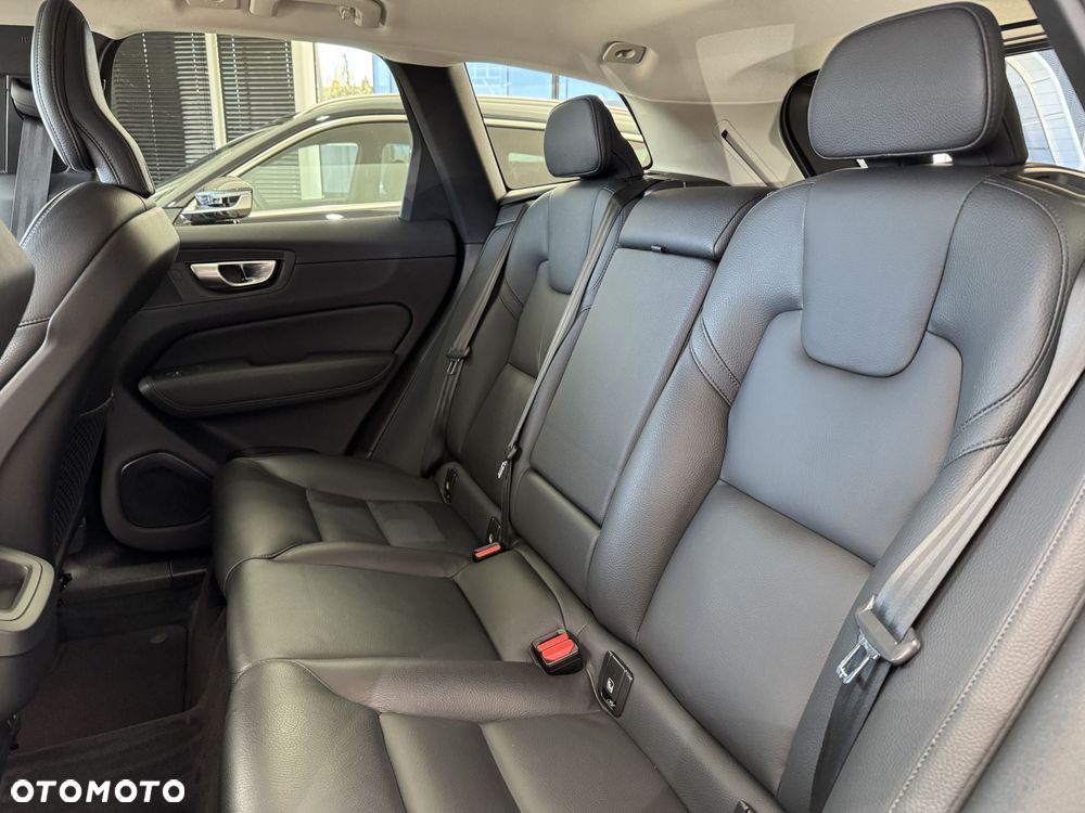 Volvo XC 60 - 13