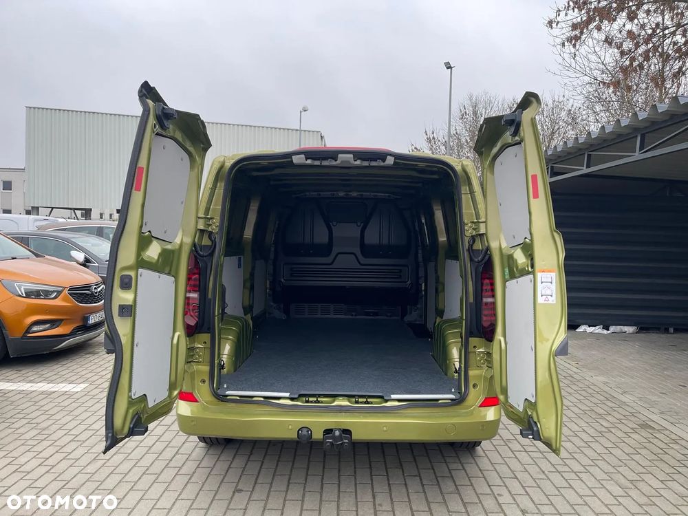 Volkswagen Transporter - 12