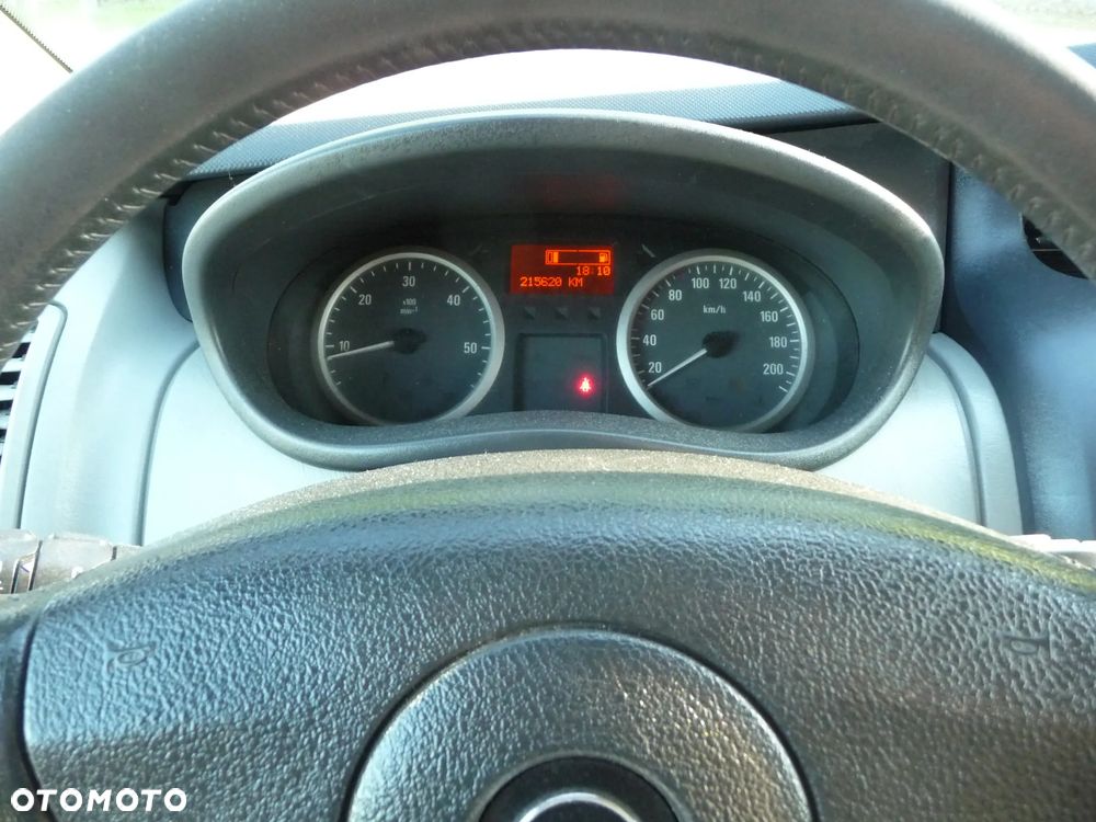 Opel Vivaro L2H1 2.9t - 10