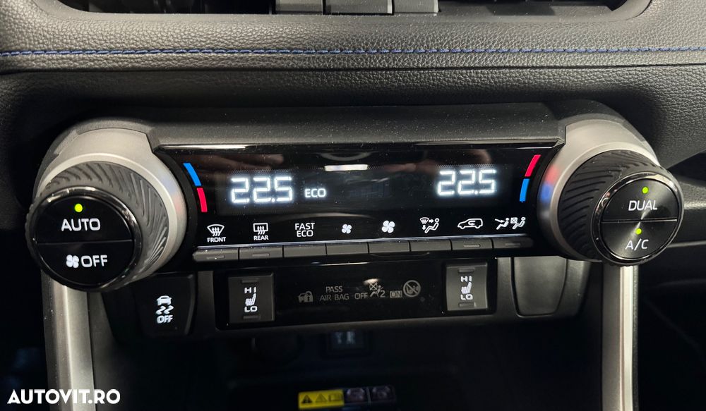 Toyota RAV4 2.5 4x4 Hybrid Black Edition - 15