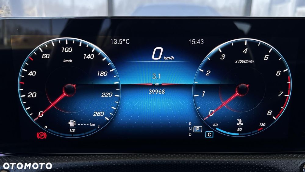 Mercedes-Benz CLA 180 AMG Line 7G-DCT - 14