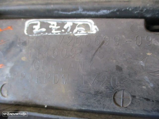 Grelha Friso 5111723185904  5111720069909 BMW 520D F11 FASE 1 2011 2.0D 184CV 5P PRETO FRENTE / FESQ - 3