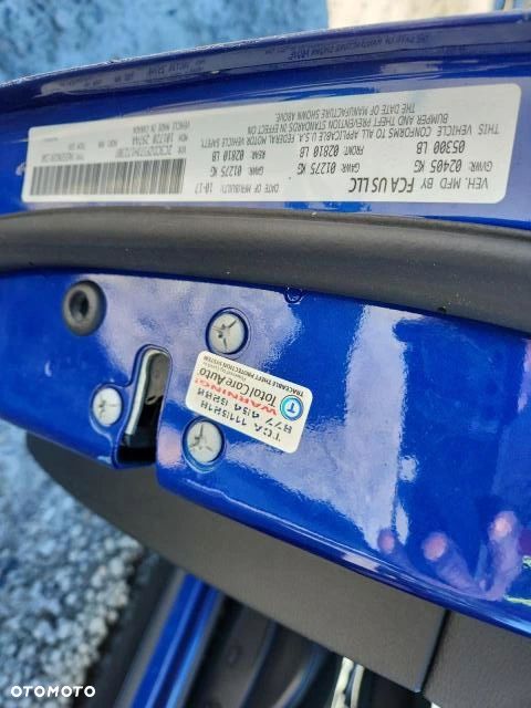 Dodge Challenger - 9