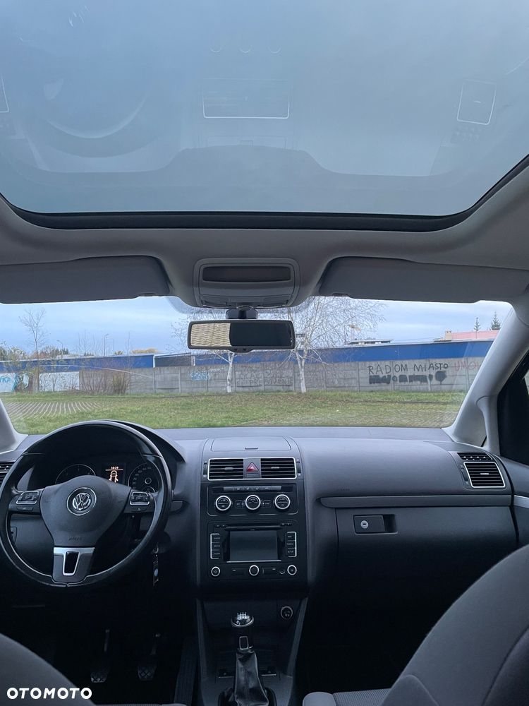 Volkswagen Touran 1.6 TDI DPF BlueMot Trendline - 24