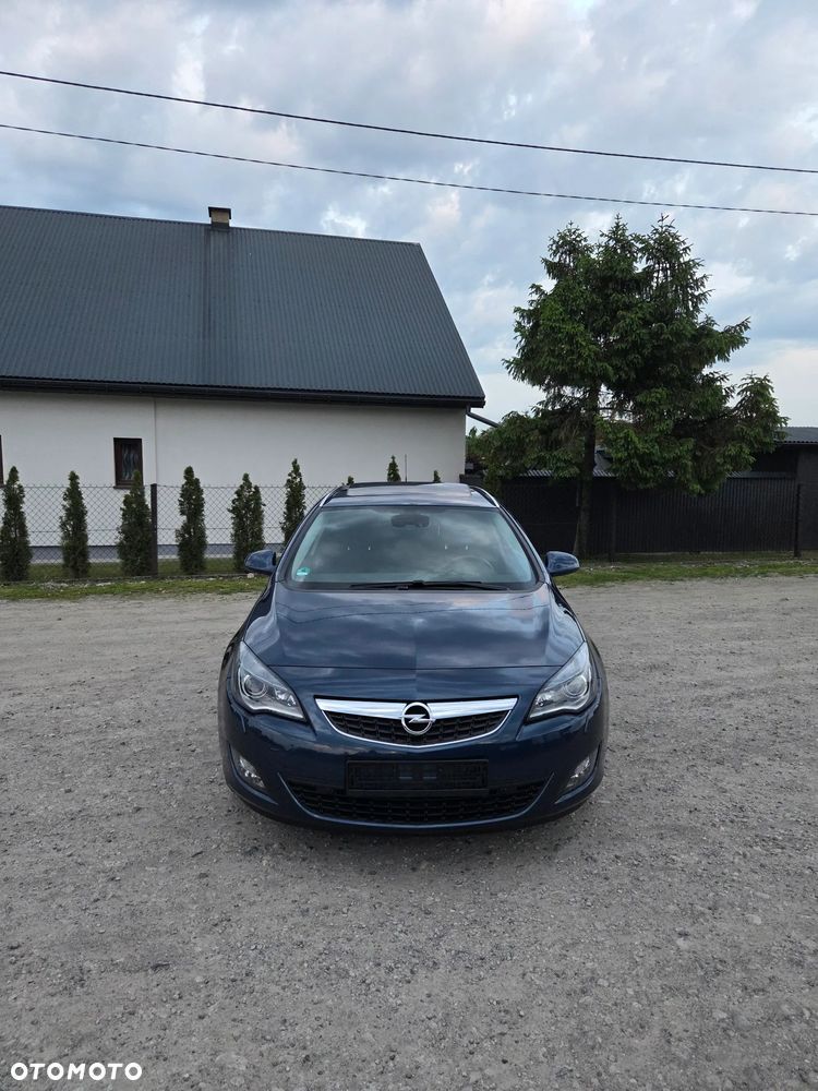 Opel Astra 1.6 Turbo Sport - 25