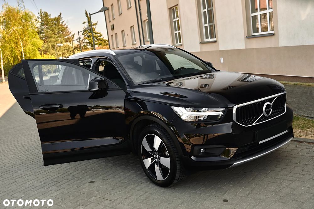 Volvo XC 40 T3 Momentum Pro - 21