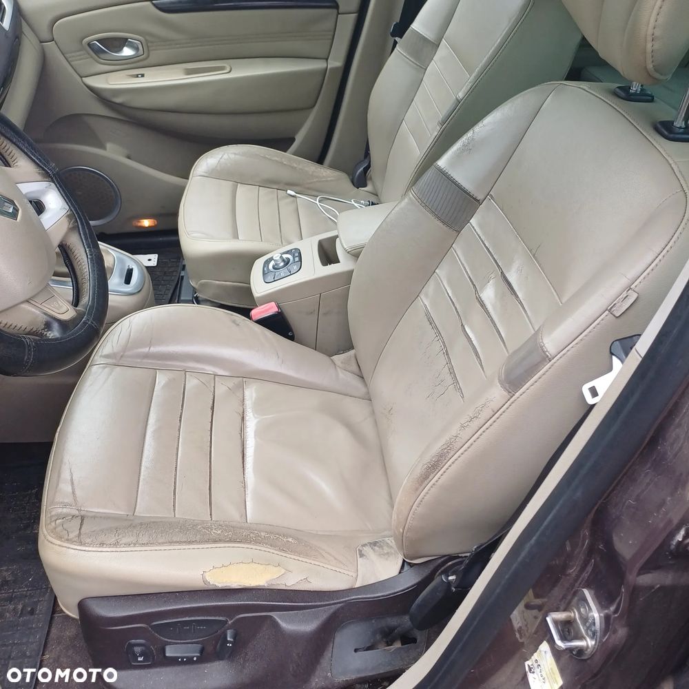 Renault Grand Scenic dCi 160 Luxe - 6