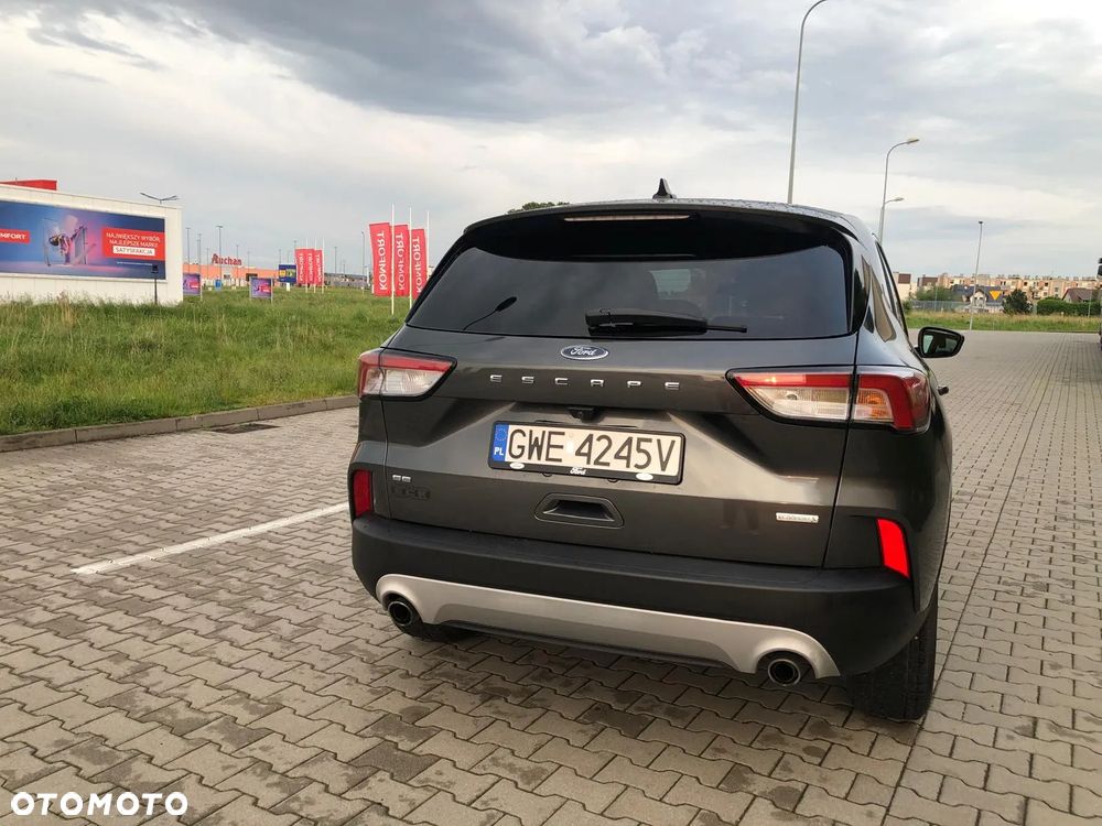 Ford Kuga - 5