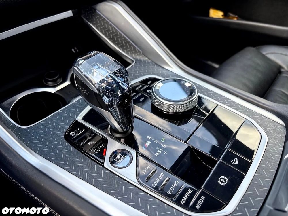 BMW X6 M50d - 25