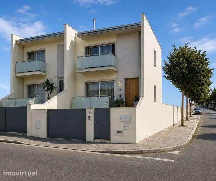 Moradia geminada à venda na rua Capitão Faria de Araujo - Grande imagem: 3/3