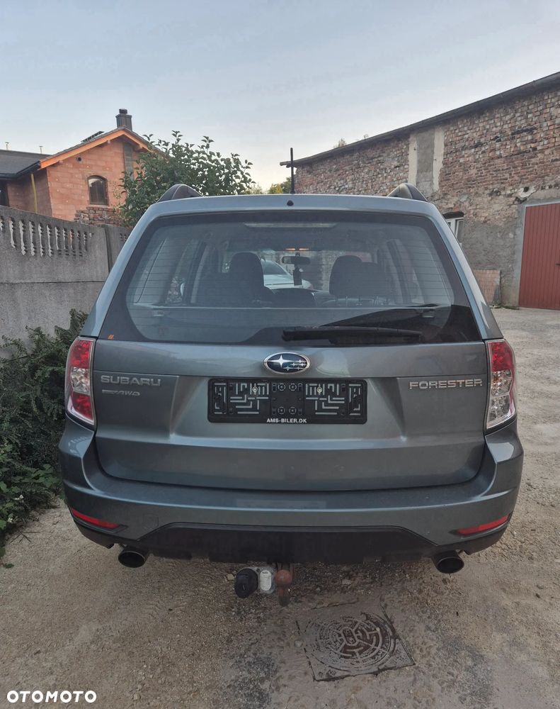 Subaru Forester 2.0 XA TRE - 5