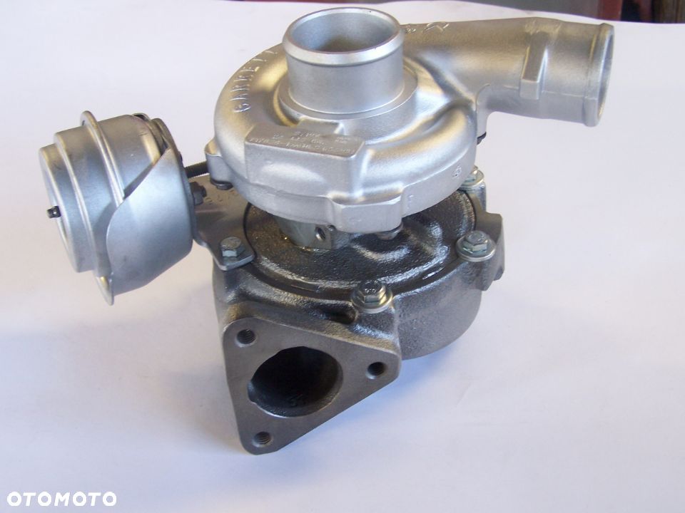 Turbosprężarka Signum Saab 9-3 9-5 Vectra Astra Zafira 2,2 Turbina - 2
