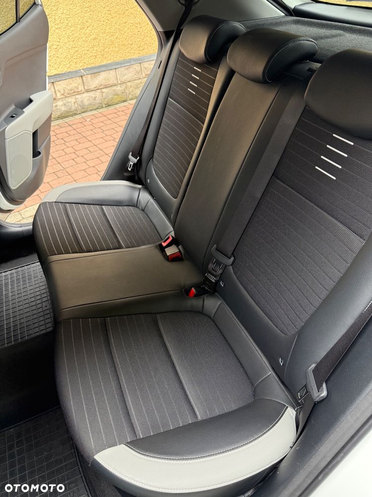 Kia Stonic 1.0 T-GDI L Business Line - 16