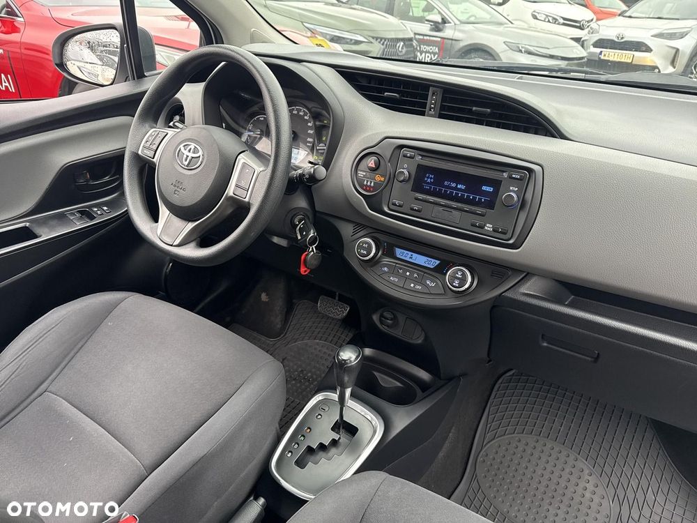 Toyota Yaris - 26