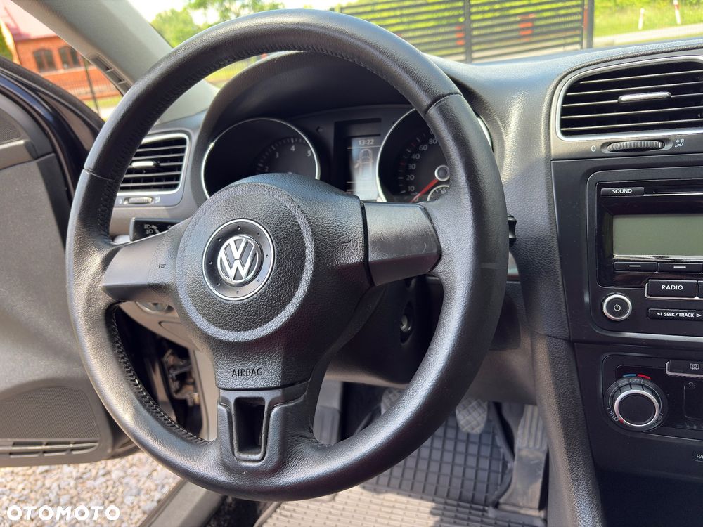 Volkswagen Golf - 20