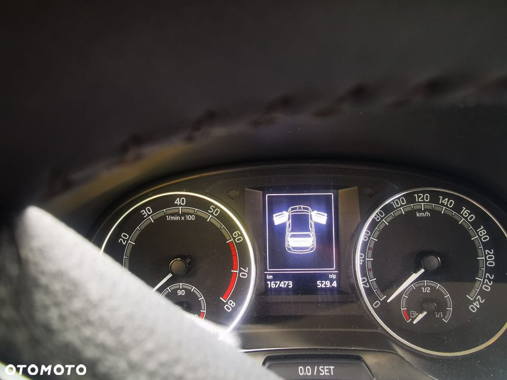 Skoda Fabia 1.0 TSI Ambition - 4