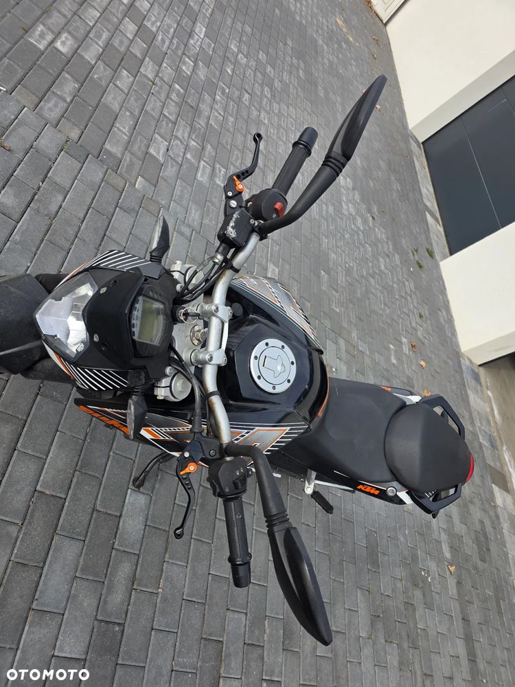 KTM Duke - 13