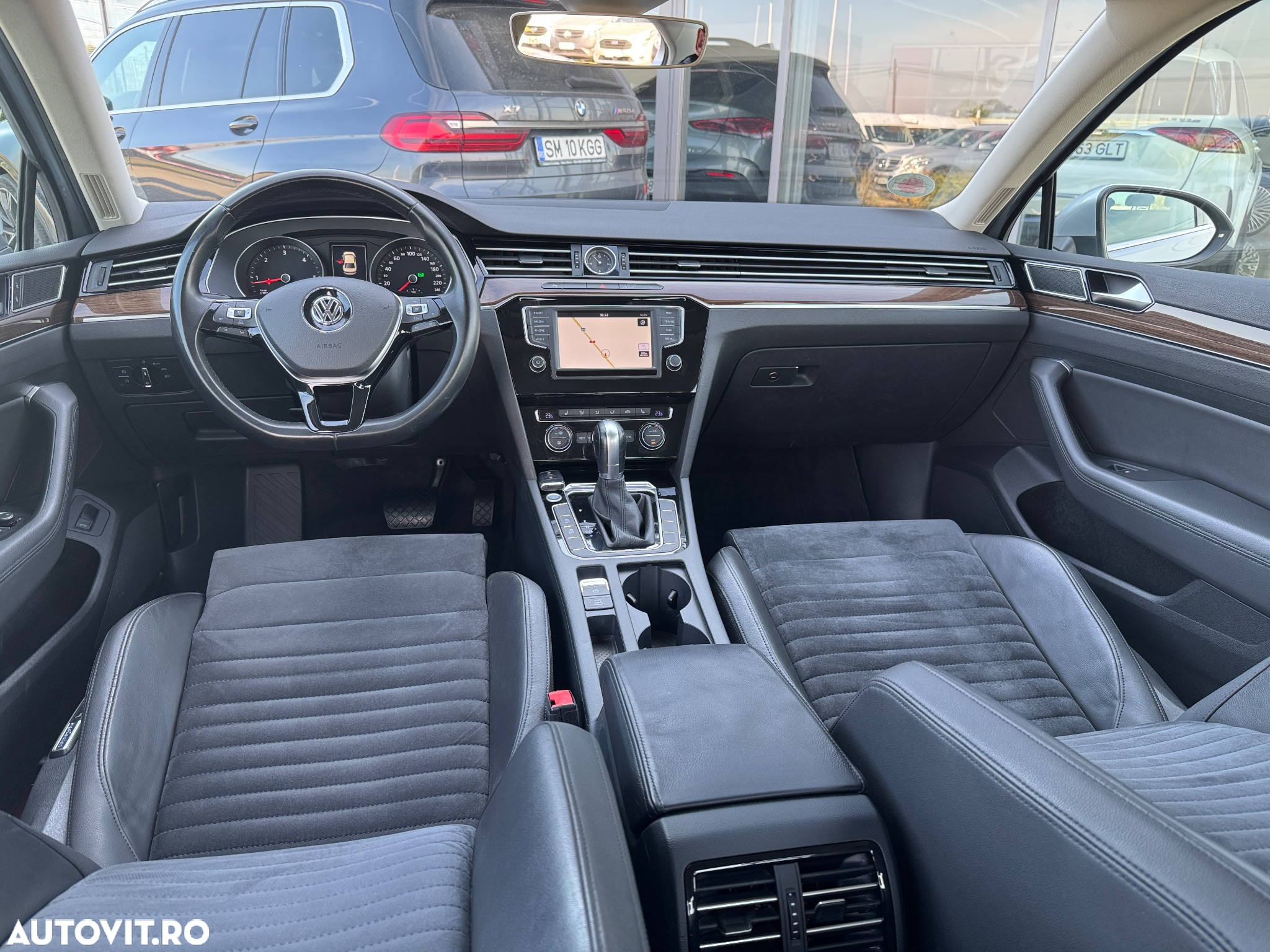 Volkswagen Passat 2.0 TDI DSG 4Motion Highline - 11