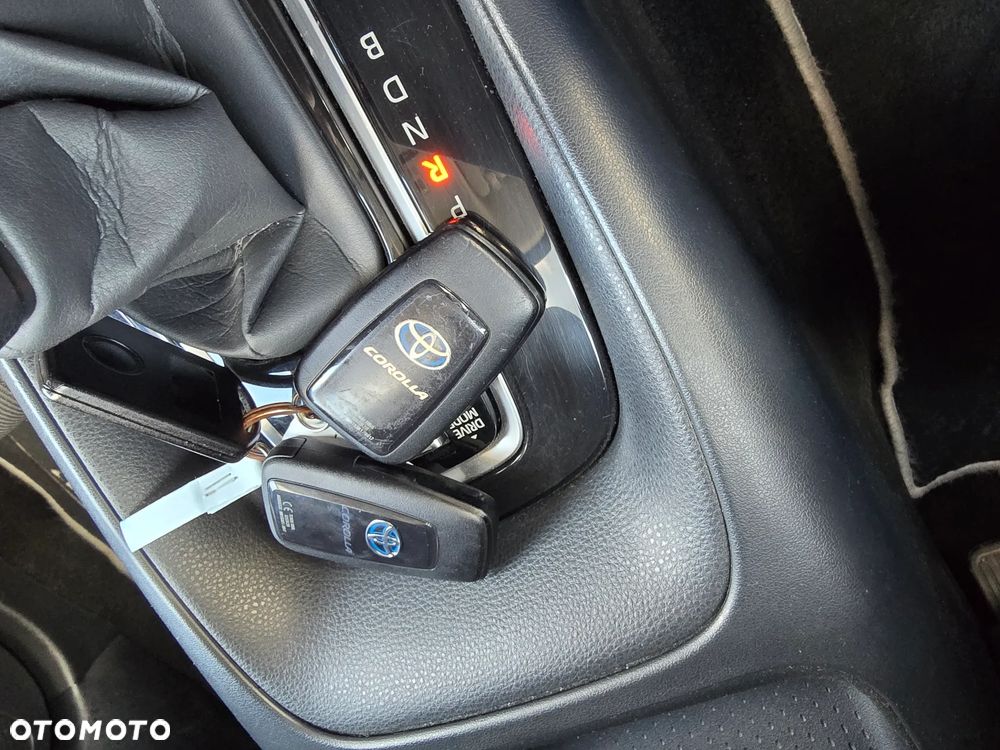 Toyota Corolla 1.8 Hybrid GPF Comfort - 27