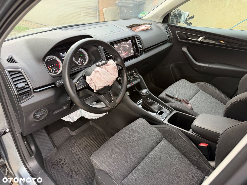 Skoda Karoq 1.0 TSI 4x2 Style DSG - 33