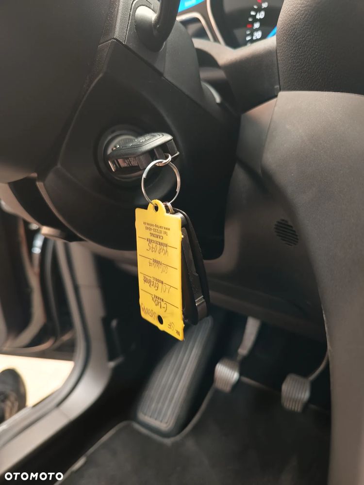 Ford C-MAX - 30
