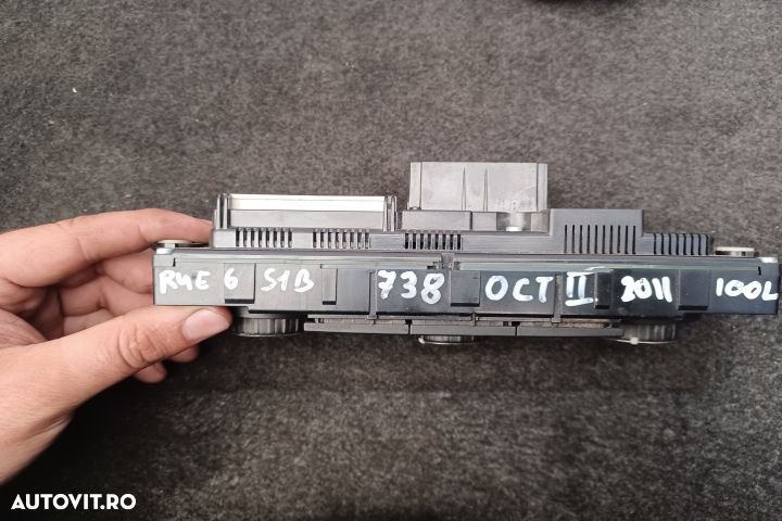 Comanda AC 3T0820047AF 5HB009752 3T0820047AF 5HB009752 Skoda Octavia - 1