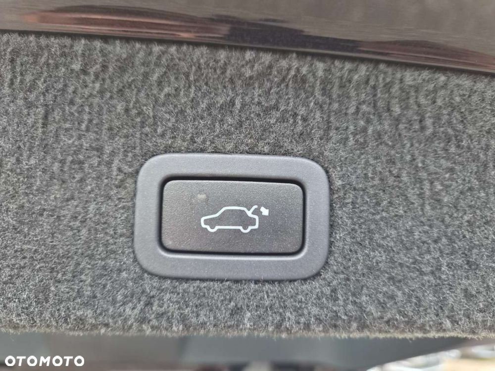 Volvo V70 D3 Geartronic Momentum - 17