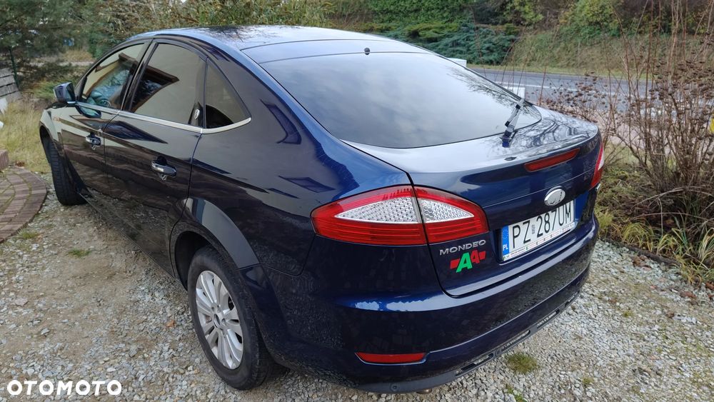Ford Mondeo 2.0 TDCi Ghia - 10