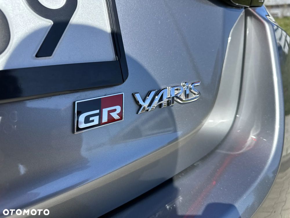 Toyota GR Yaris 1.6 Dynamic - 28