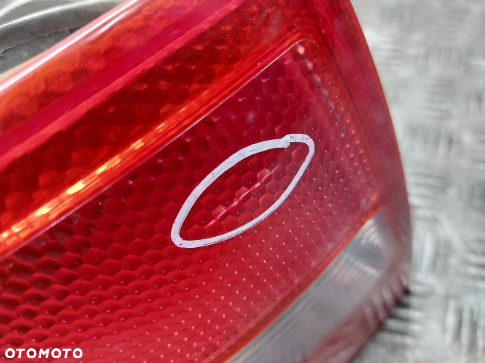 LAMPA LEWY TYŁ AUDI A6 C5 LIFT AVANT KOMBI 4B9945095F - 2