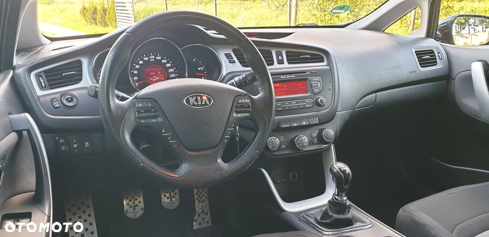 Kia Ceed 1.6 GDI Platinum Edition - 11
