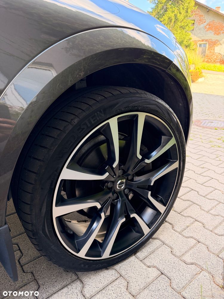 Volvo XC 60 T8 Plug-In Hybrid AWD R-Design - 6